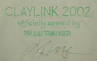 Claylink 2002 officially opened by Mr Liu Thia Ker